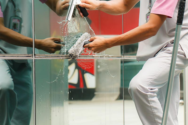 laveur de vitres en hauteur paris